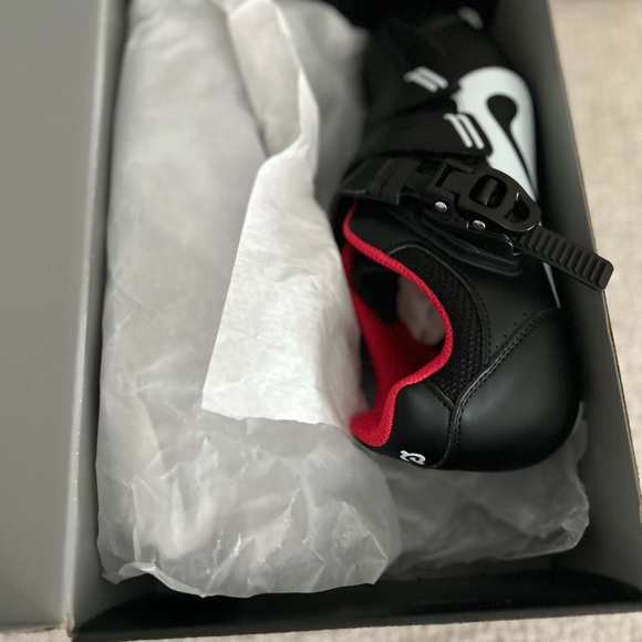 NWT Peloton Cycling Shoes - Picture 8 of 8